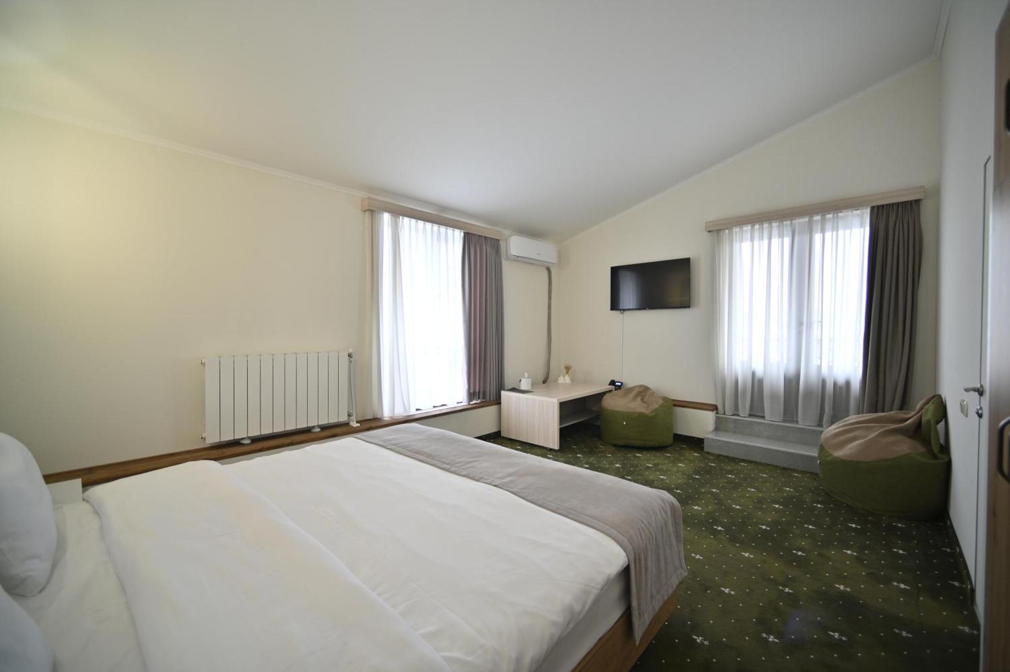 Colette Hotel Erywań Zewnętrze zdjęcie