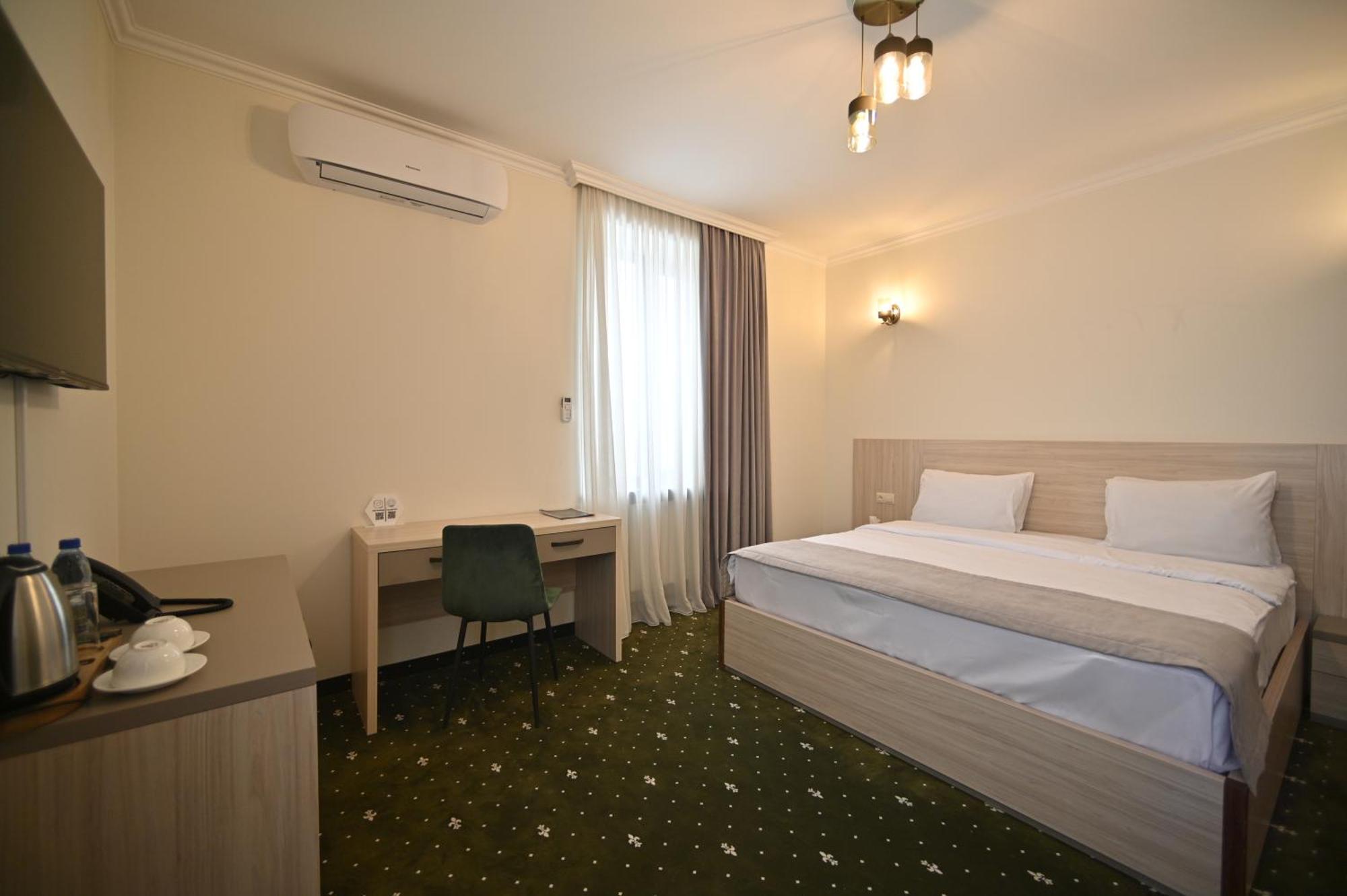 Colette Hotel Erywań Zewnętrze zdjęcie