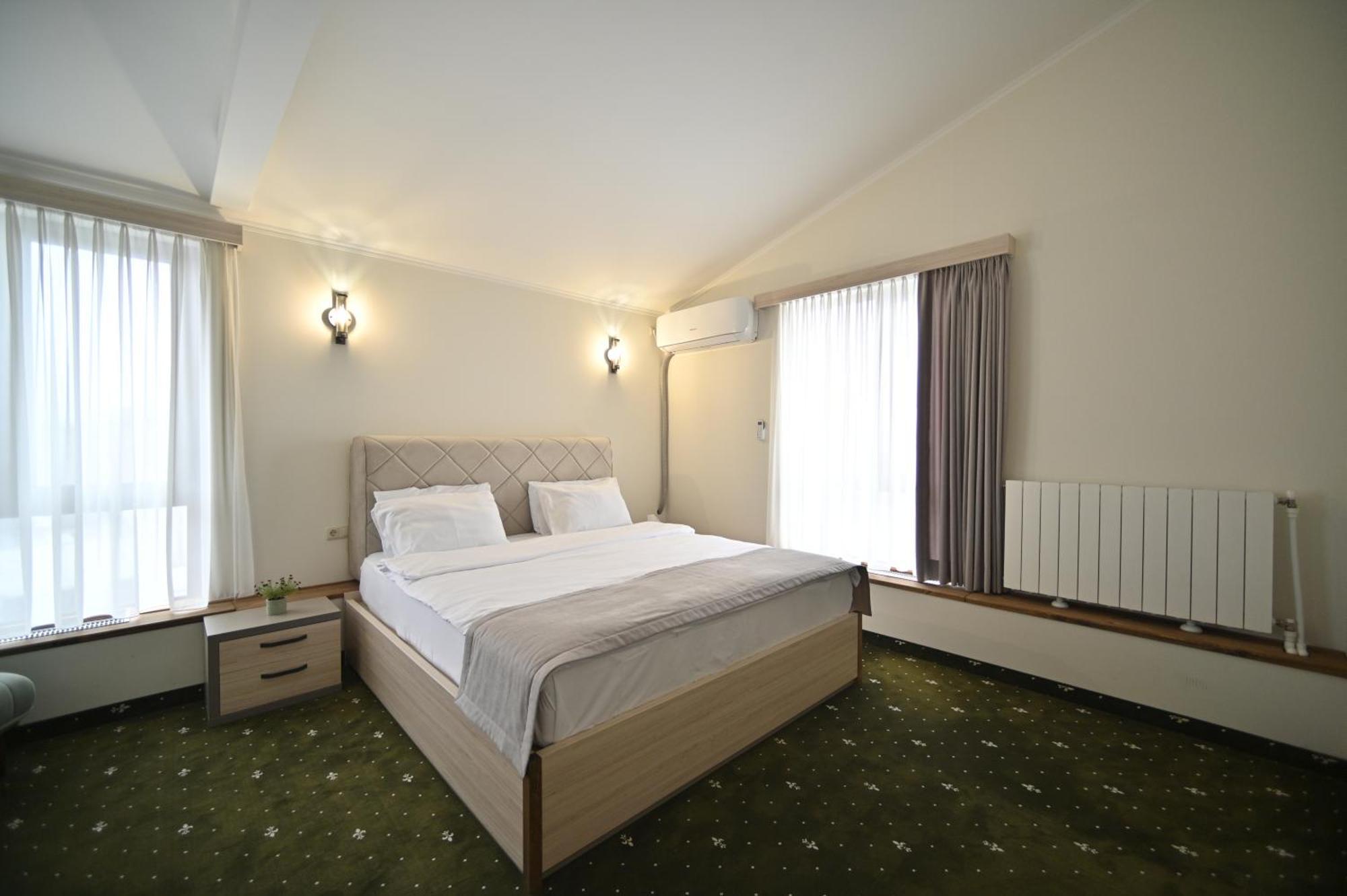 Colette Hotel Erywań Zewnętrze zdjęcie